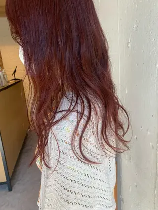 ロング カラー EIGHT 中川原 菜々子のヘアスタイル