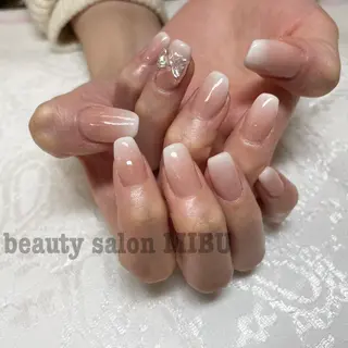 ネイル Sunny.Roa fujiのネイルデザイン