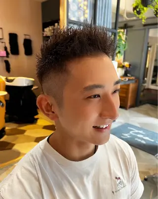 ショート 大澤 誠一のヘアスタイル