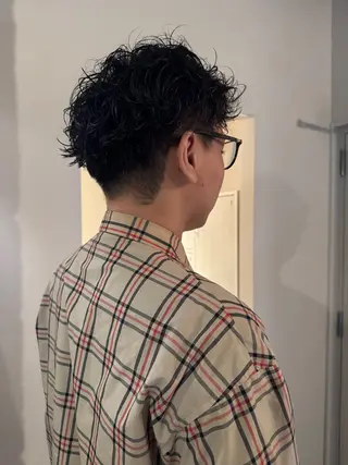 ショート パーマ 森田 鴻之介のヘアスタイル