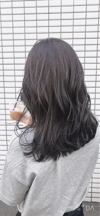 セミロング カラー ✨レイヤーお任せ✨ 林有里子のヘアスタイル