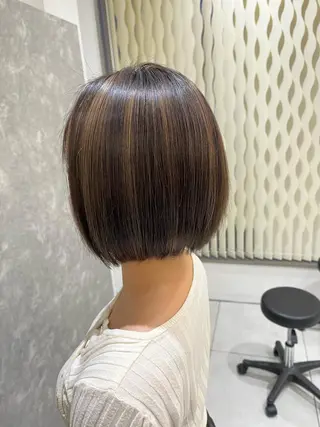 ショート カラー 吹田 駿 髪質改善縮毛矯正のヘアスタイル