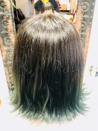 ミディアム ナカオ ヤストシのヘアスタイル