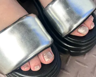 ネイル Salute本店 🦋仲原里佳のネイルデザイン