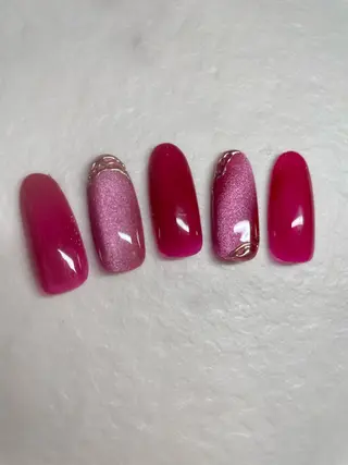 ネイル total salon fu-a'[フーア]所属・佐藤 芽衣のネイルデザイン