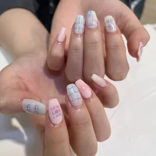 ネイル 鈴木 里奈のネイルデザイン