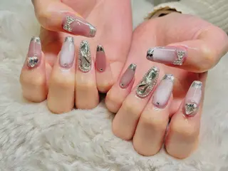 ネイル FILL nail古河店所属・FILL nail SHIORIのネイルデザイン