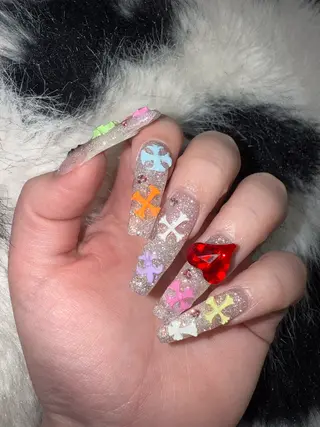 ネイル GO TODAY SHAiRE SALON渋谷Amiu店所属・Risa 🌺のネイルデザイン