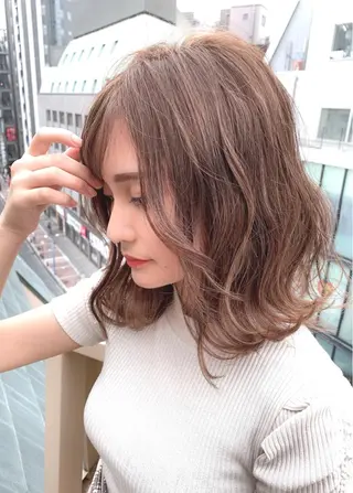 セミロング カラー 中川歩 髪質改善 ツヤカラー【横浜】のヘアスタイル