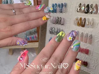 ネイル Mss ALICEのネイルデザイン