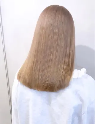 セミロング カラー カラー系/カット特化 🟠オオタキマサシのヘアスタイル