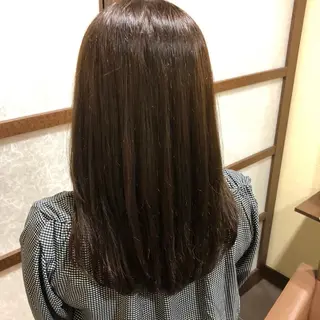 ロング カラー MESSA Raffinato所属・岩永 知衣のヘアスタイル