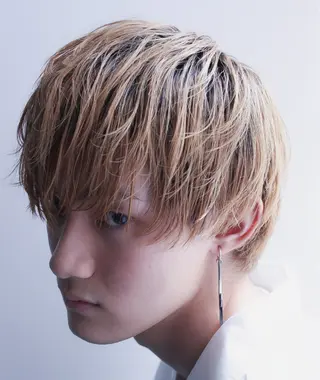 ショート カラー メンズ SALOWIN名古屋Suite店所属・名古屋のメンズ特化 美容師/わたるのヘアスタイル