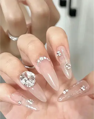 ネイル イブ ネイリのネイルデザイン