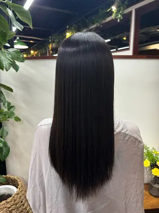 ロング 國生 夏未のヘアスタイル