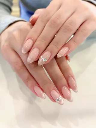 ネイル 岡崎 佑香のネイルデザイン