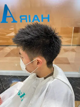 ショート メンズ 失敗しないパーマ 赤塚雄輝のヘアスタイル