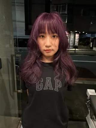 カラー hen所属・心斎橋/レイヤー/ ブリーチ/モエのヘアスタイル