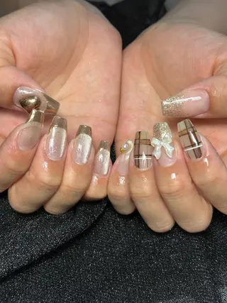 ネイル ✴︎ Delightのネイルデザイン