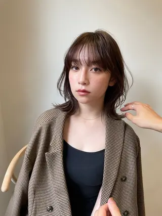 ミディアム カラー cocoa船橋所属・船橋レイヤーカット 川緑　一吹のヘアスタイル