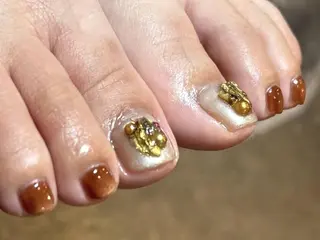 ネイル Salute本店 🦋仲原里佳のネイルデザイン