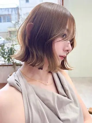 ミディアム カラー 透明感カラー Jilblanアオイのヘアスタイル
