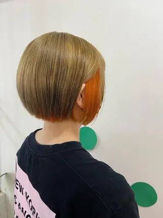 ショート カラー Kazaoka Saraのヘアスタイル