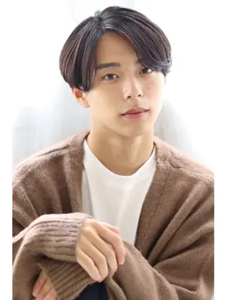 パーマ メンズ 小磯 維織のヘアスタイル