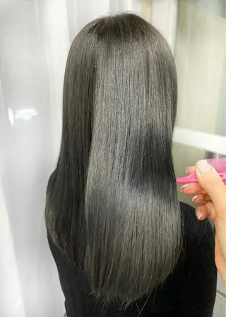 セミロング 韓国ヘア🤍髪質改善 🇰🇷AKANEのヘアスタイル