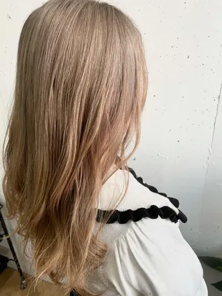 ロング カラー PANOLA所属・加藤 理沙のヘアスタイル