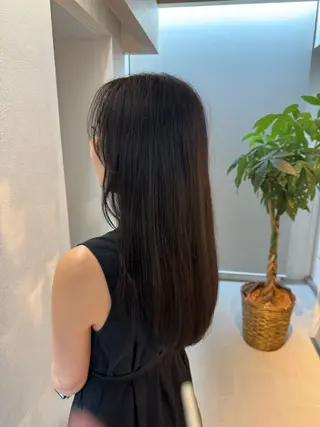 カラー LAMIN MEFULL木場所属・吉田 妃菜花のヘアスタイル