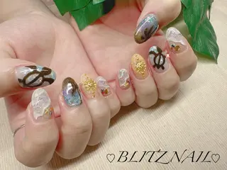 ネイル BLITZ Nail 岩田💅🏻✨のネイルデザイン