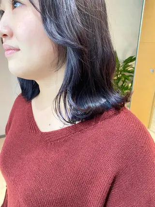 セミロング カラー clomus所属・YUKA艶髪 🌸寛ぎ部屋のヘアスタイル