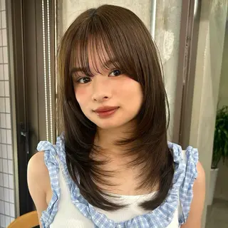 セミロング 透明感/レイヤー/ 髪質改善/あやか🤍のヘアスタイル