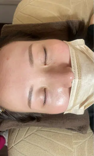 アイブロウ cachette eyelash所属・月森 未奈子のマツエク・マツパデザイン