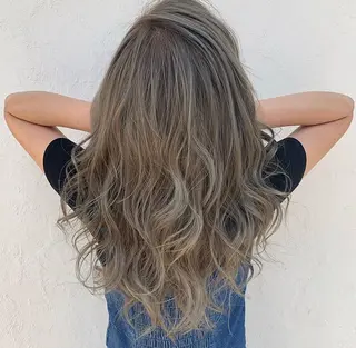 セミロング トップスタイリスト 江口 稜亮のヘアスタイル