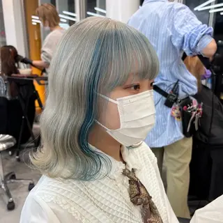 ミディアム カラー ハイトーン×デザイン 🪽🫧HIKARIのヘアスタイル