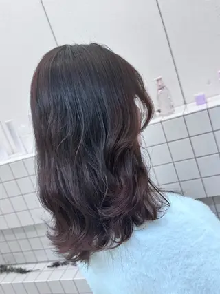 ミディアム 花見 亜沙美のヘアスタイル