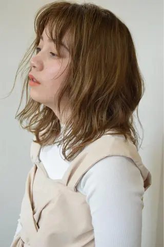 ミディアム 【今だけブリーチ 限定価格💕】すみのヘアスタイル