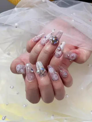 ネイル C.C.Nail Salon 池袋店所属・C.C.Studio 池袋のネイルデザイン