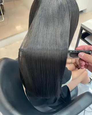 ショート 艶感カラー特化美容師 久万祐人のヘアスタイル