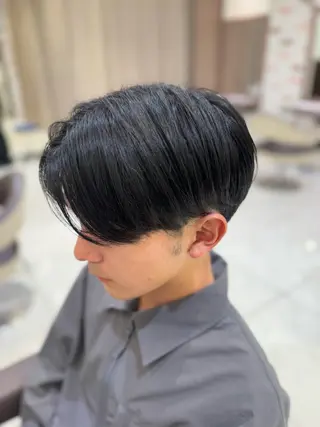 ショート メンズ 🕯コバ/レイヤー/ 透明感/縮毛🕯のヘアスタイル