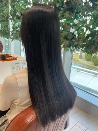 ロング 平 真亜里のヘアスタイル