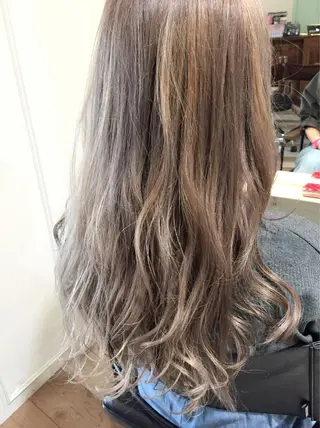 ロング カラー scene.所属・TOPstylist ✂️フセケイタ✂️のヘアスタイル