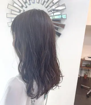 セミロング おおたけ あゆみのヘアスタイル