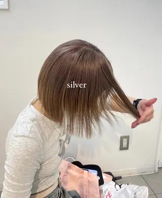 カラー 上野 莉菜のヘアスタイル