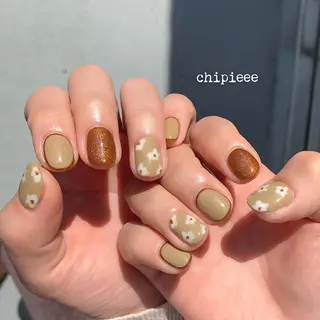 ネイル charme所属・. SHIORIのネイルデザイン