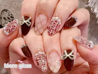 ネイル More Glam 池袋東口店のネイルデザイン