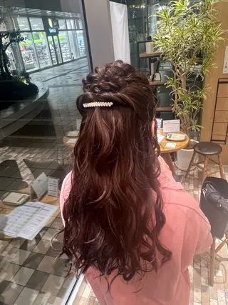ロング ヘアアレンジ 🫧Ai/ ロロネー森ノ宮💖のヘアスタイル
