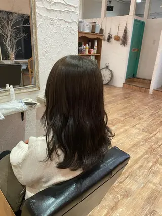 セミロング 浅沼 ほのかのヘアスタイル